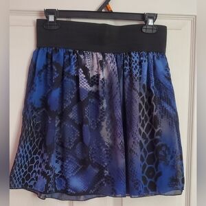 Maurices Layered Skirt Women's M Blue Black  Reptile Cobra Snake Animal Print